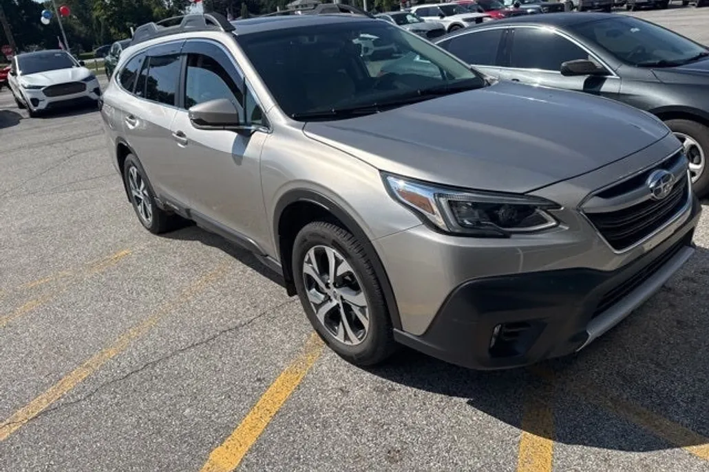 2020 Subaru Outback Limited photo 1