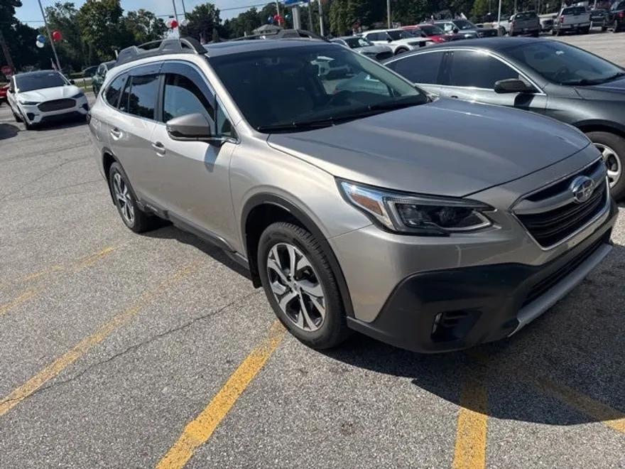 2020 Subaru Outback Limited photo 1