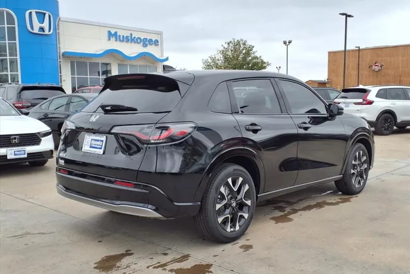 2026 Honda HR-V EX-L photo 1