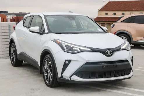 2022 Toyota C-HR Nightshade Edition photo 3
