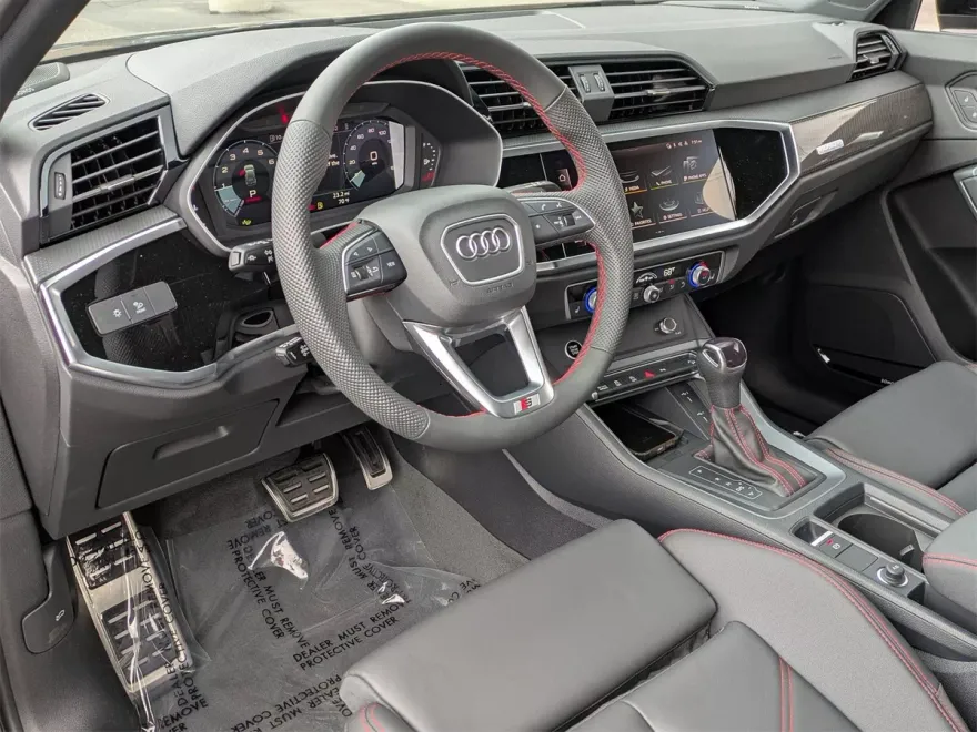 2025 Audi Q3 S line Premium Plus photo 1