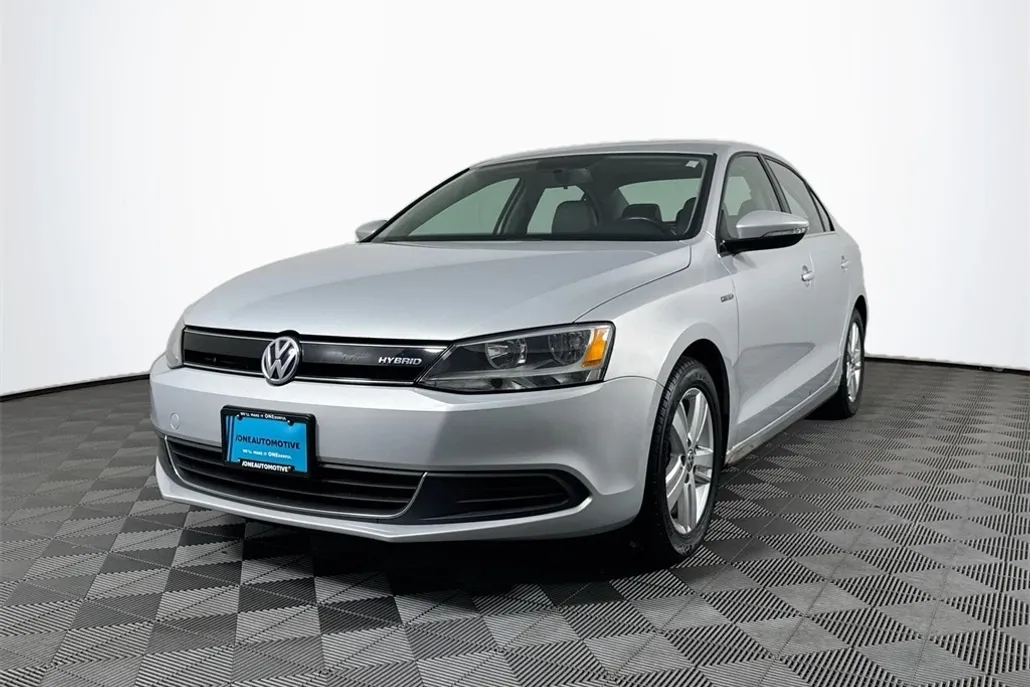 2013 Volkswagen Jetta Hybrid photo 1