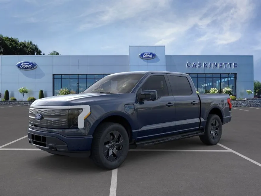 2025 Ford F-150 Lightning Lariat photo 1