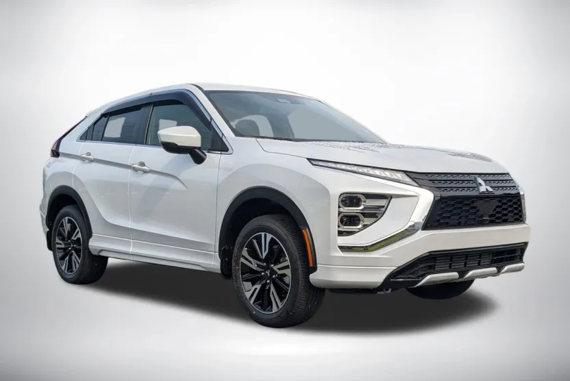 2025 Mitsubishi Eclipse Cross SEL photo 1