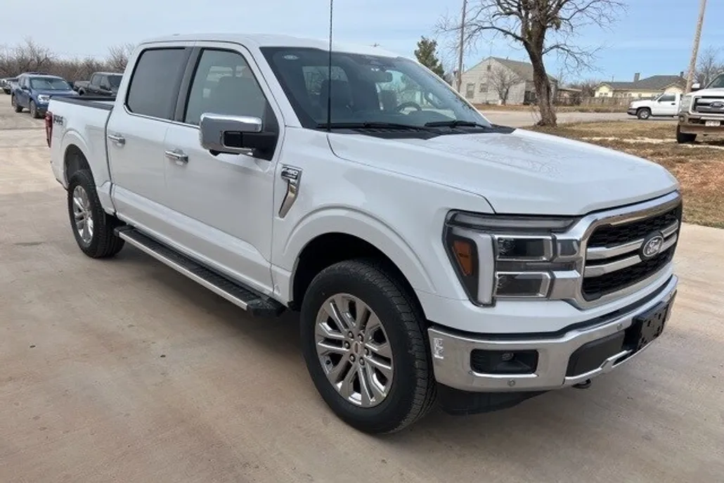 2025 Ford F-150 Lariat photo 1