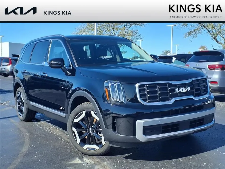 2023 Kia Telluride S photo 1