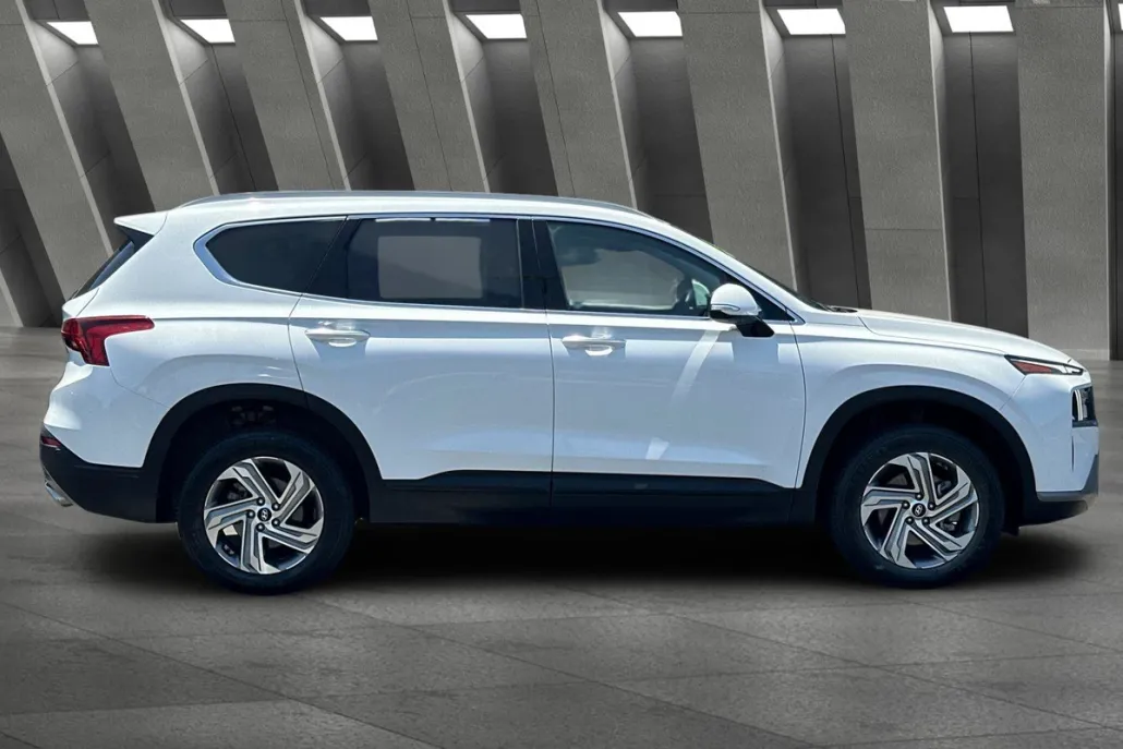 2023 Hyundai Santa Fe SEL photo 1