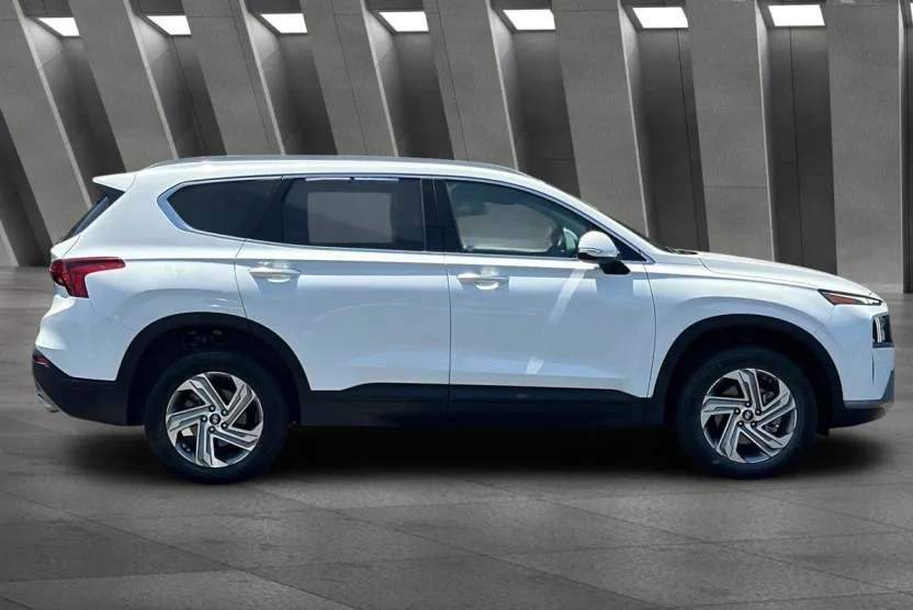 2023 Hyundai Santa Fe SEL photo 1