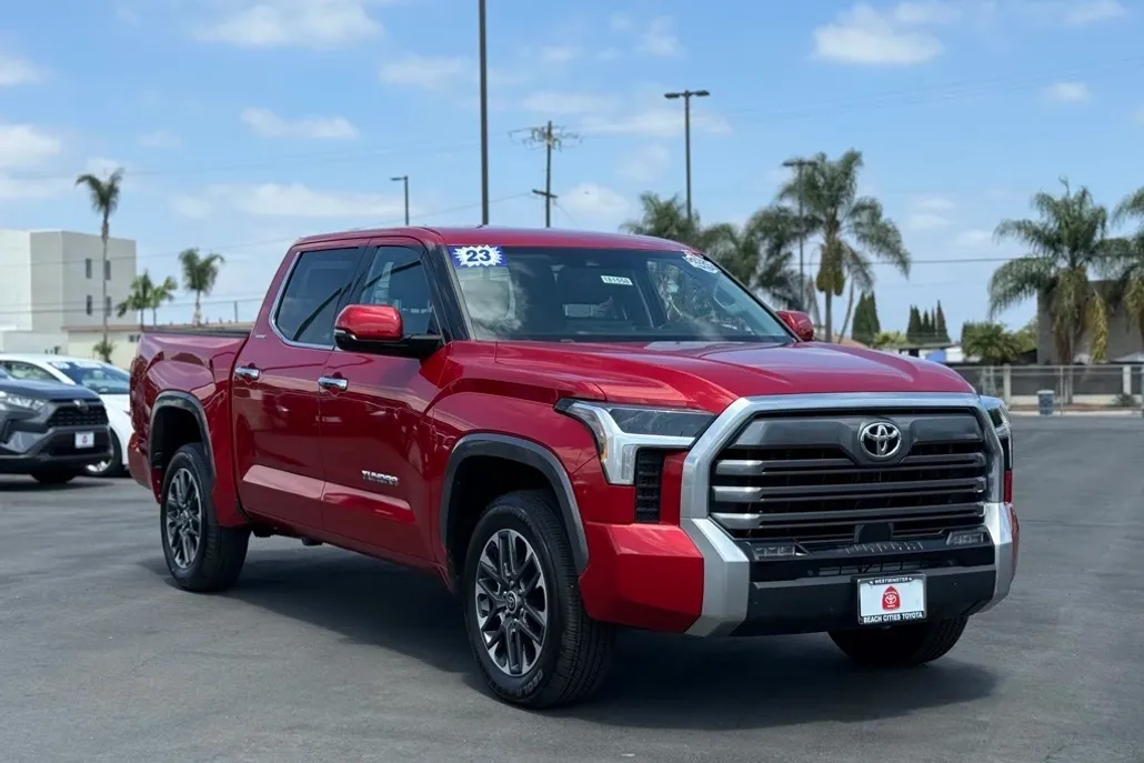 2023 Toyota Tundra Limited photo 1