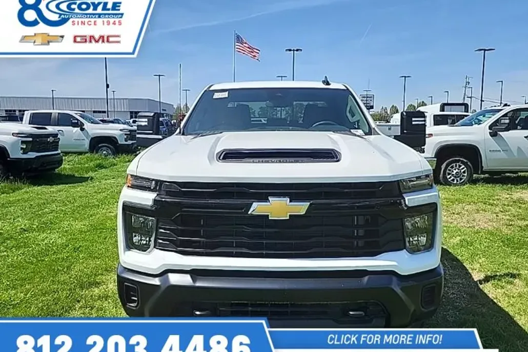 2024 Chevrolet Silverado 2500HD photo 1