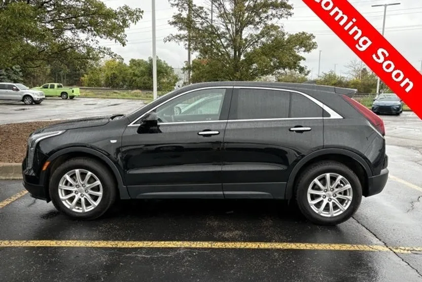 2020 Cadillac XT4 Luxury photo 1