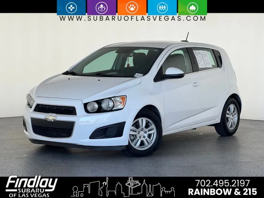 2016 Chevrolet Sonic LT photo 1