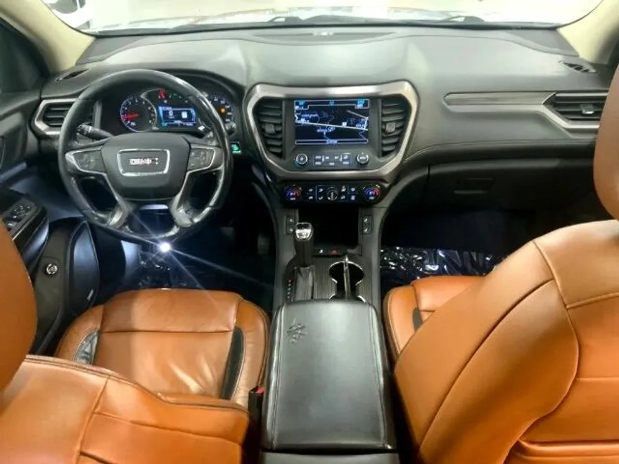 2017 Gmc Acadia photo 1