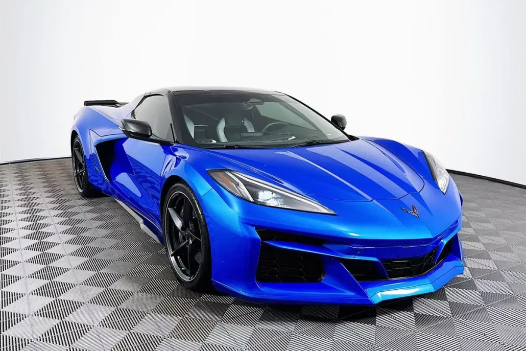 2024 Chevrolet Corvette Stingray E-Ray 2LZ photo 1