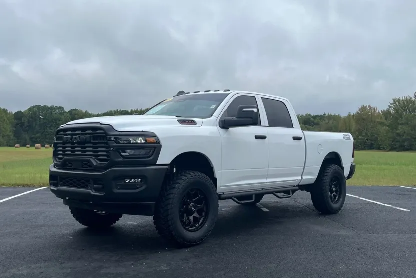 2025 Ram 2500 Tradesman photo 1