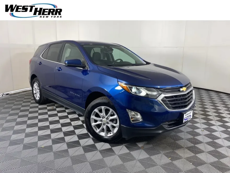 2020 Chevrolet Equinox LT photo 1