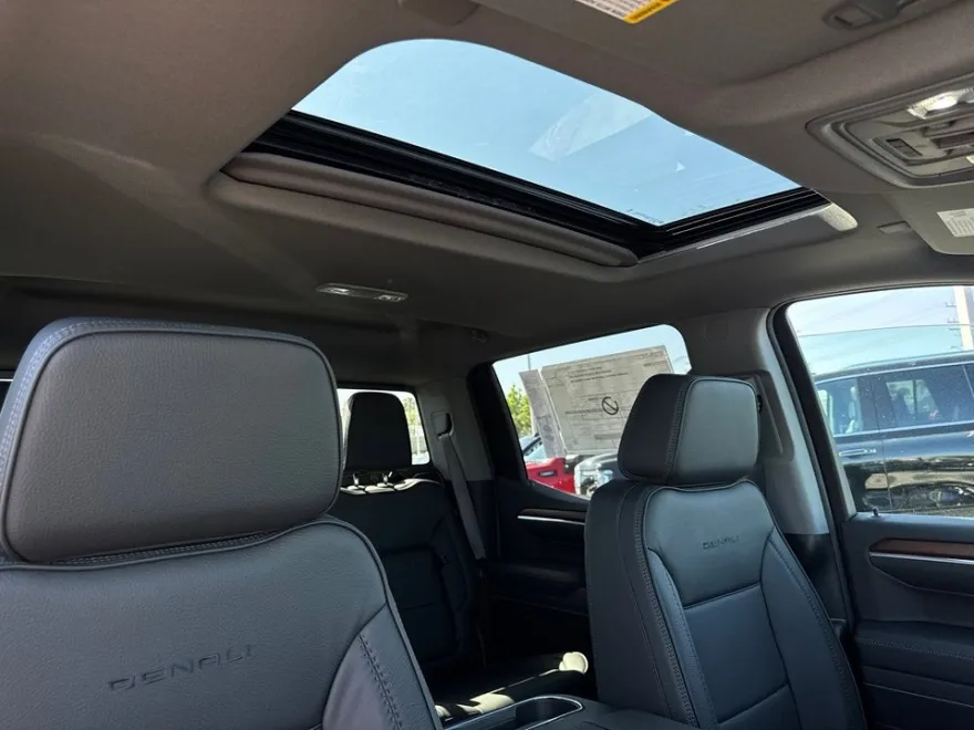 2025 Gmc Sierra 1500 Denali photo 12