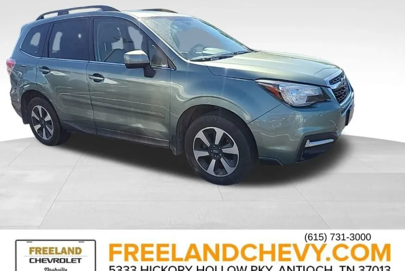 2017 Subaru Forester Limited photo 1