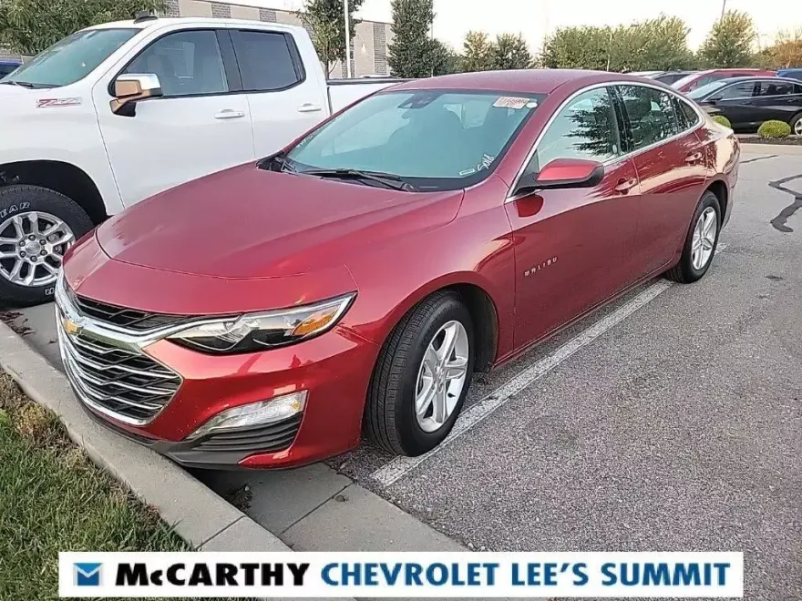 2024 Chevrolet Malibu 1LT photo 1
