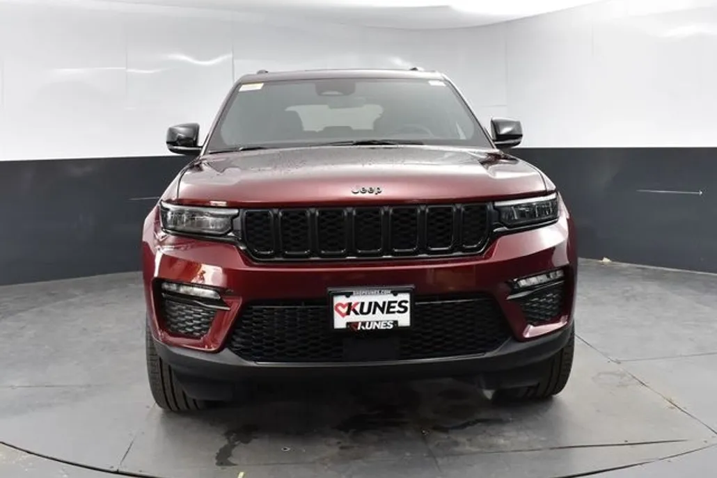 2025 Jeep Grand Cherokee Limited photo 1