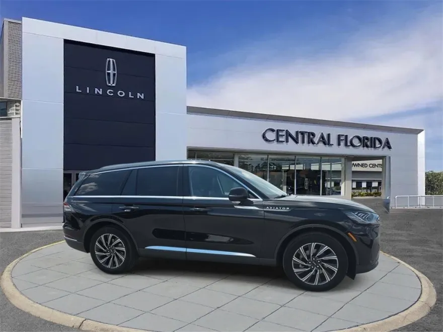 2025 Lincoln Aviator Premiere photo 1