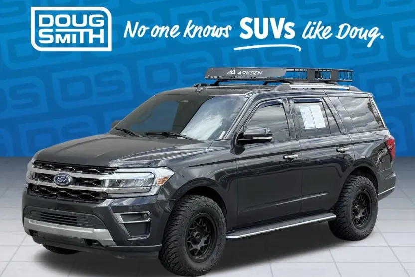 2022 Ford Expedition Limited photo 1