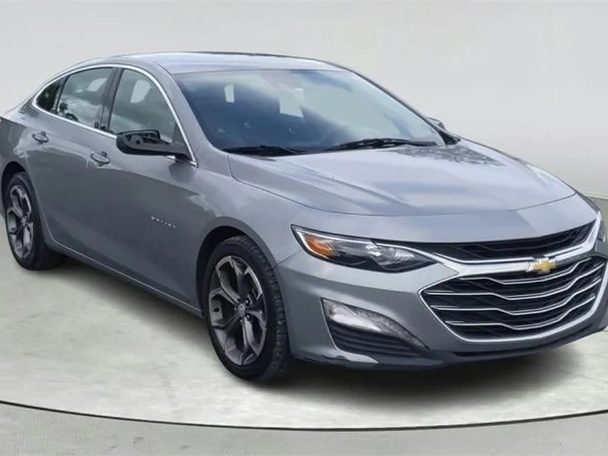 2023 Chevrolet Malibu 1LT photo 1