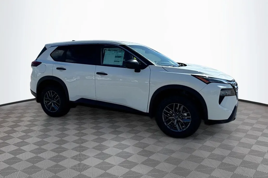 2026 Nissan Rogue S photo 1