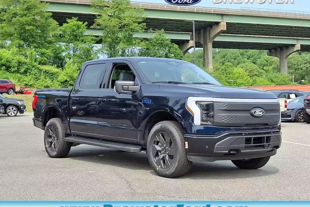 2025 Ford F-150 Lightning photo 1
