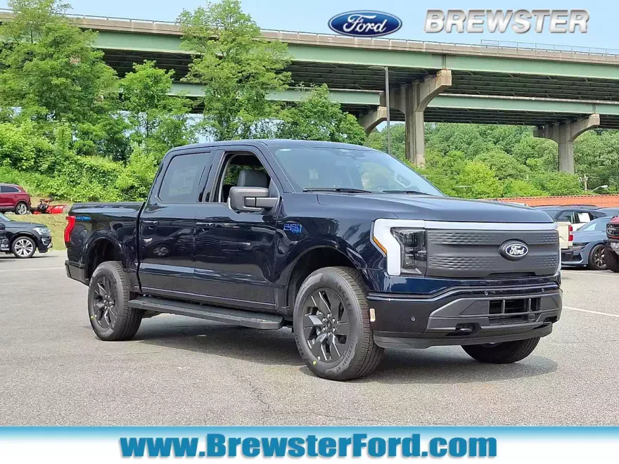 2025 Ford F-150 Lightning photo 1