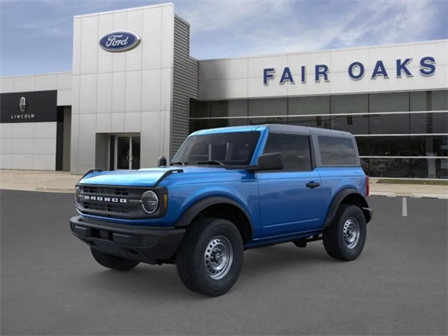 2025 Ford Bronco Base photo 1