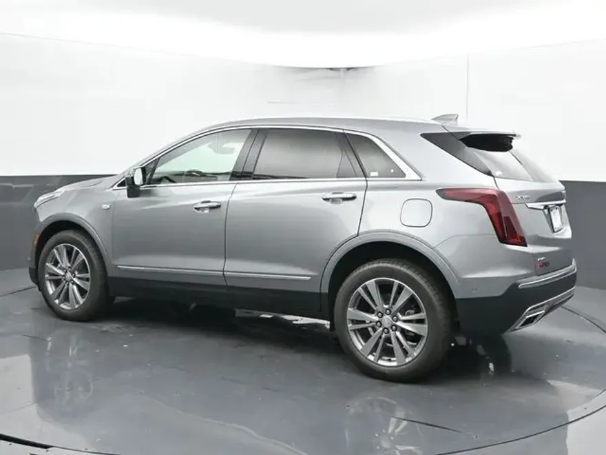 2025 Cadillac XT5 Premium Luxury photo 1