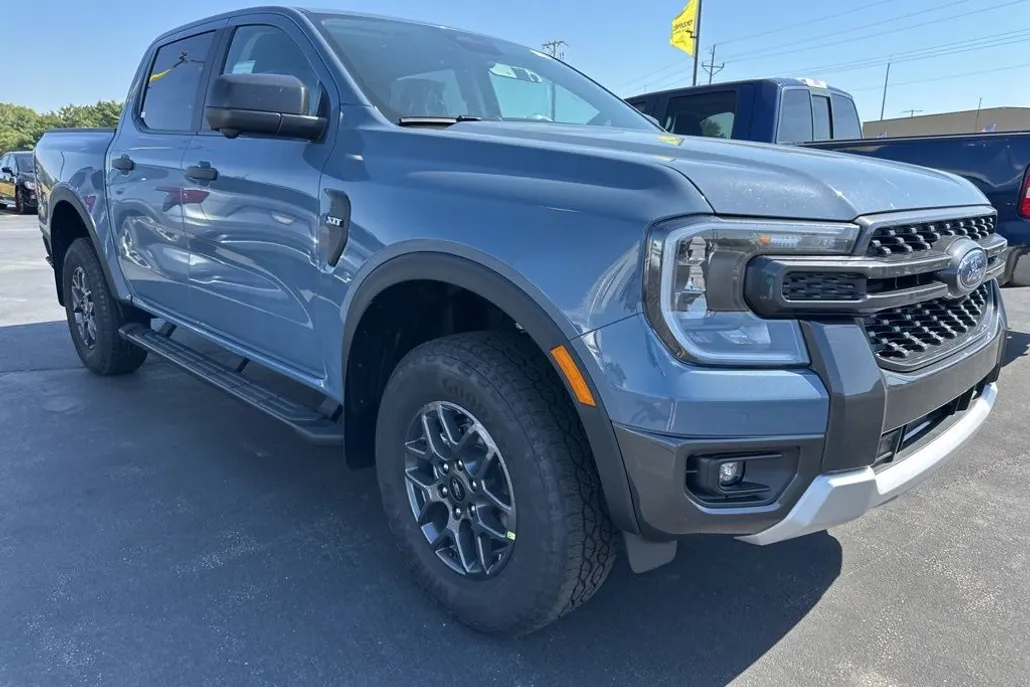 2025 Ford Ranger XLT photo 1