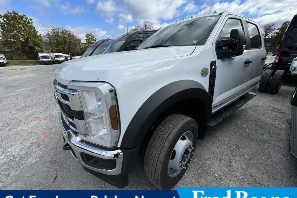2024 Ford F-550 XL photo 1
