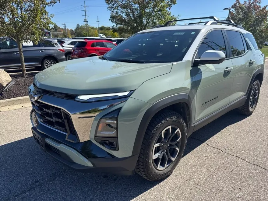 2025 Chevrolet Equinox ACTIV photo 1
