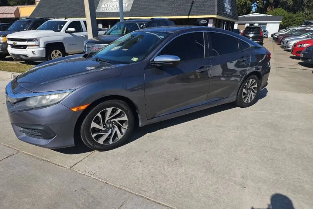 2016 Honda Civic EX photo 1