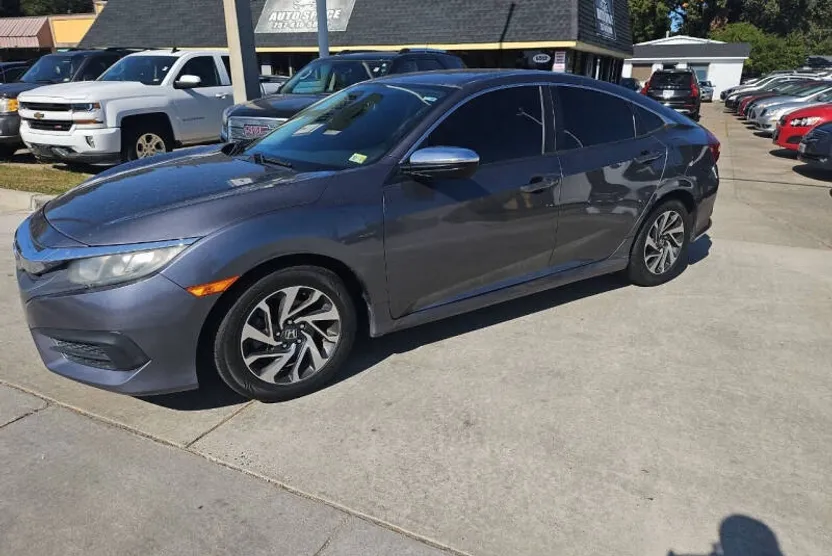 2016 Honda Civic EX photo 1