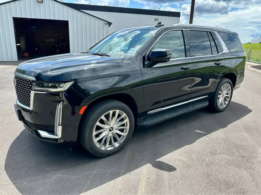 2023 Cadillac Escalade Premium Luxury photo 1