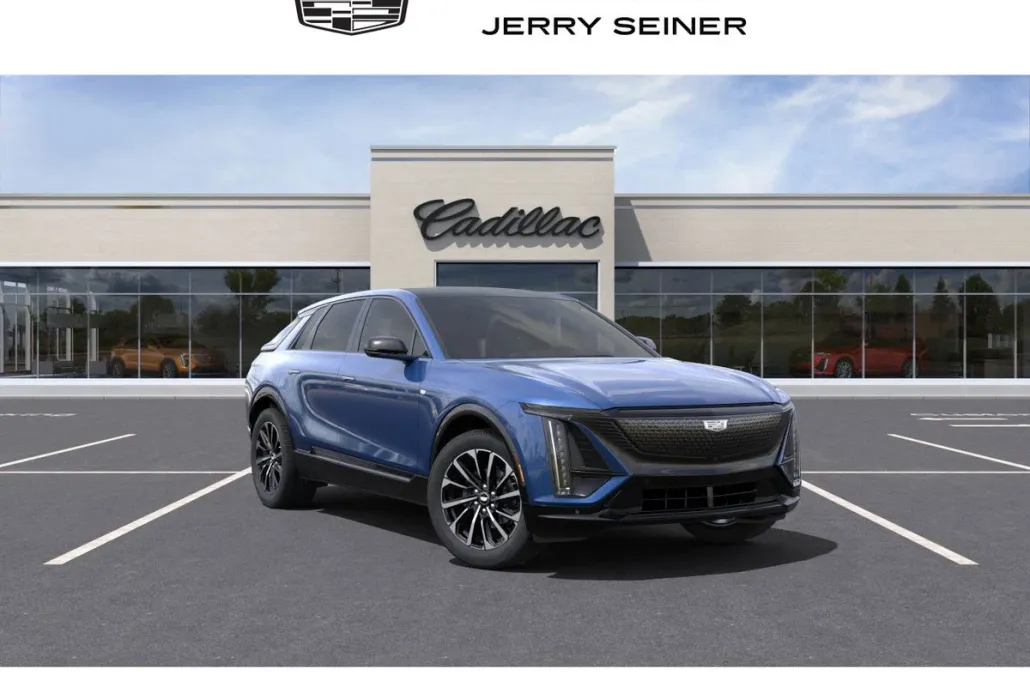 2025 Cadillac Lyriq Sport photo 1