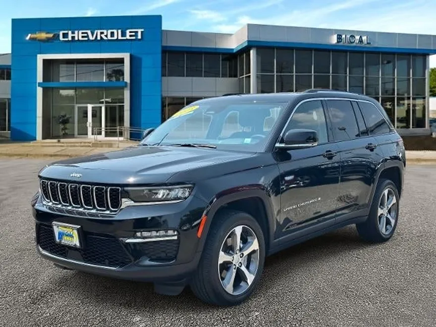 2023 Jeep Grand Cherokee Limited photo 1