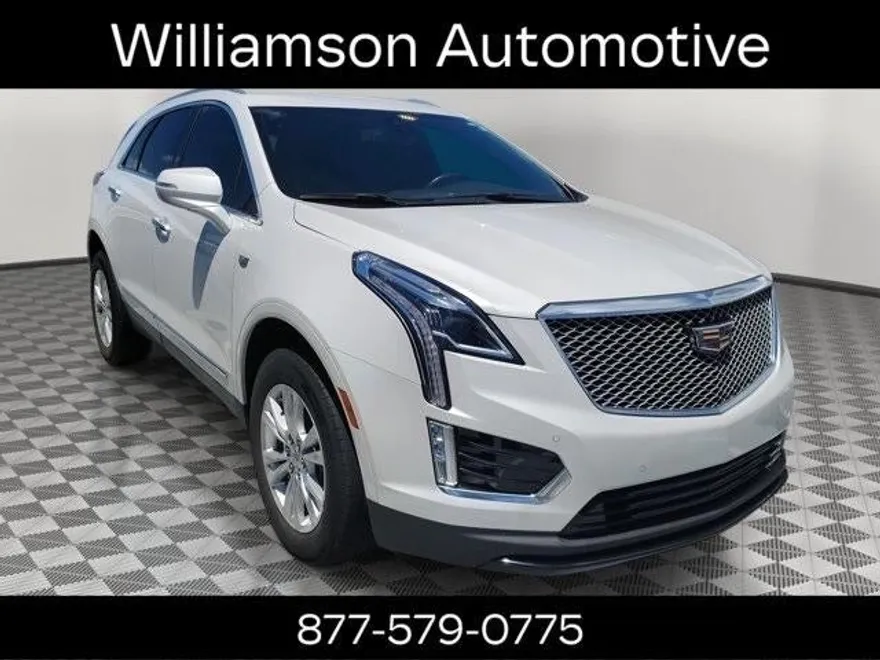 2022 Cadillac XT5 Luxury photo 1
