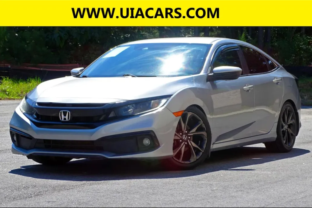 2019 Honda Civic Sport photo 1
