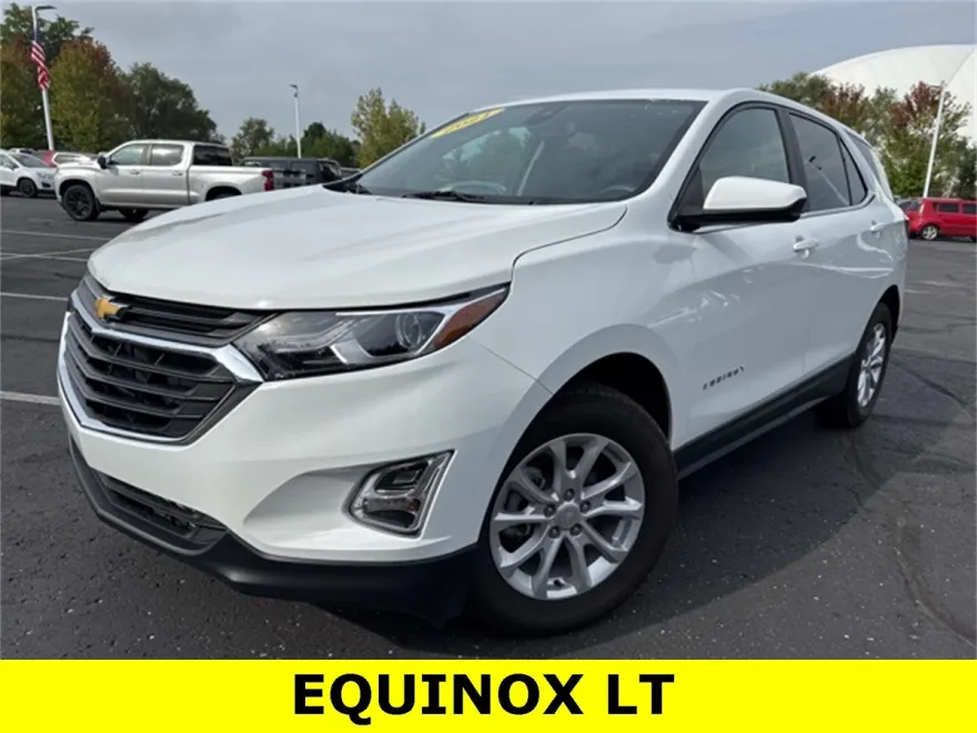 2021 Chevrolet Equinox LT photo 1