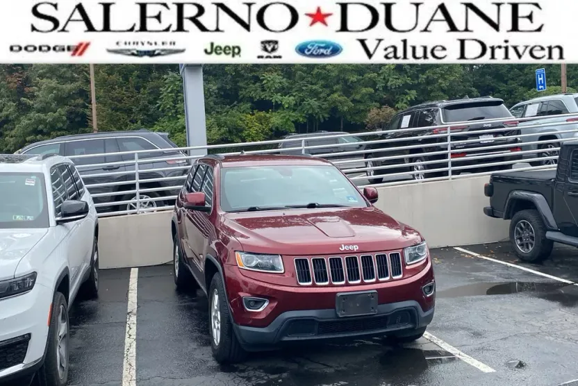 2016 Jeep Grand Cherokee Laredo photo 1