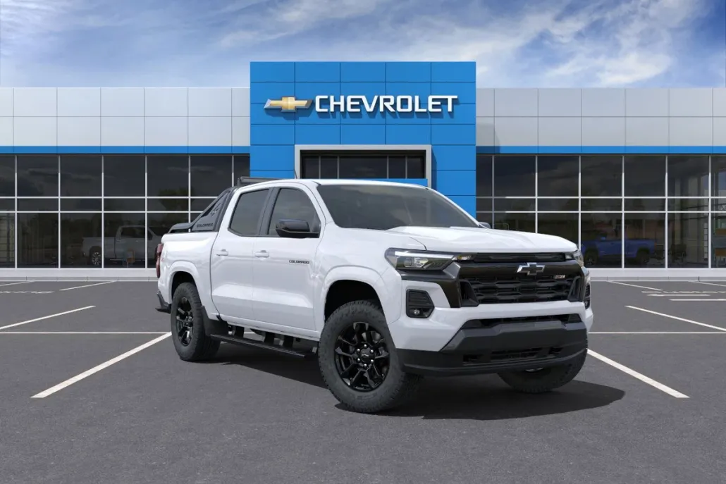 2025 Chevrolet Colorado Z71 photo 1