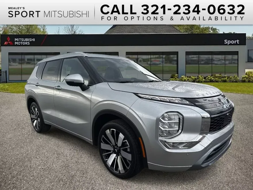2025 Mitsubishi Outlander SEL photo 1