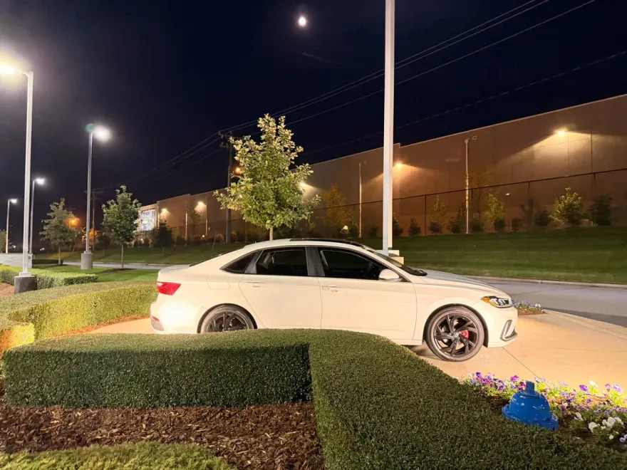 2025 Volkswagen Jetta SE photo 1