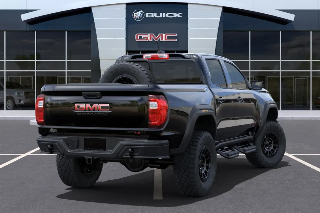 2024 Gmc Canyon AT4X photo 1