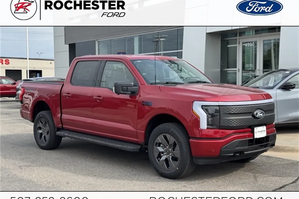 2025 Ford F-150 Lightning photo 1