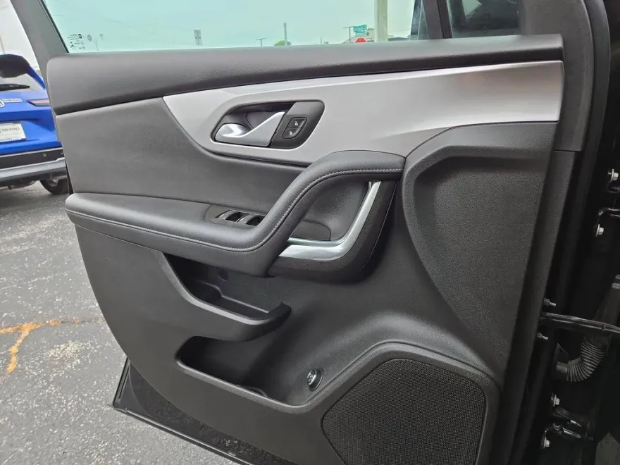 2022 Chevrolet Blazer 2LT photo 1